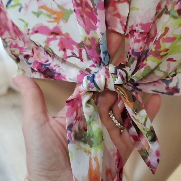 LIZ CLAIBORNE PETITES Women's Floral Blouse, Size Petite Large PL - Picture 5 of 12